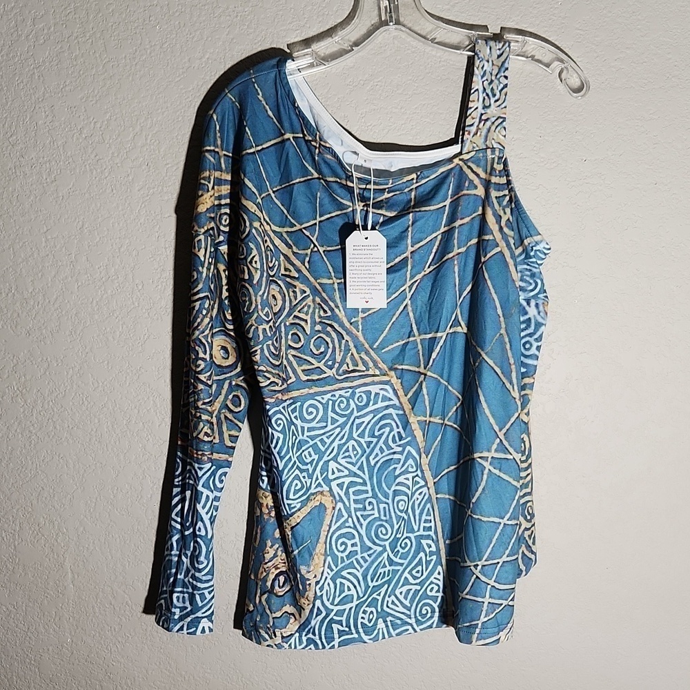 Made With Love Womens Top Size Small Cold Shoulder Top New Artsy Blue New